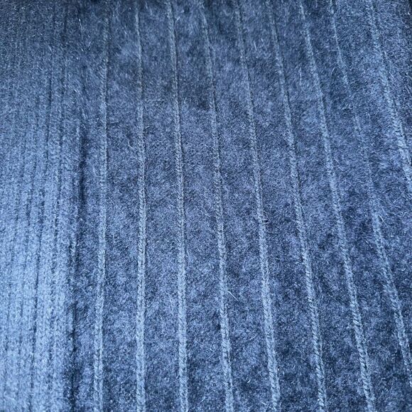 Beautiful Angora Rabbit Fur Cardigan - Picture 2 of 8